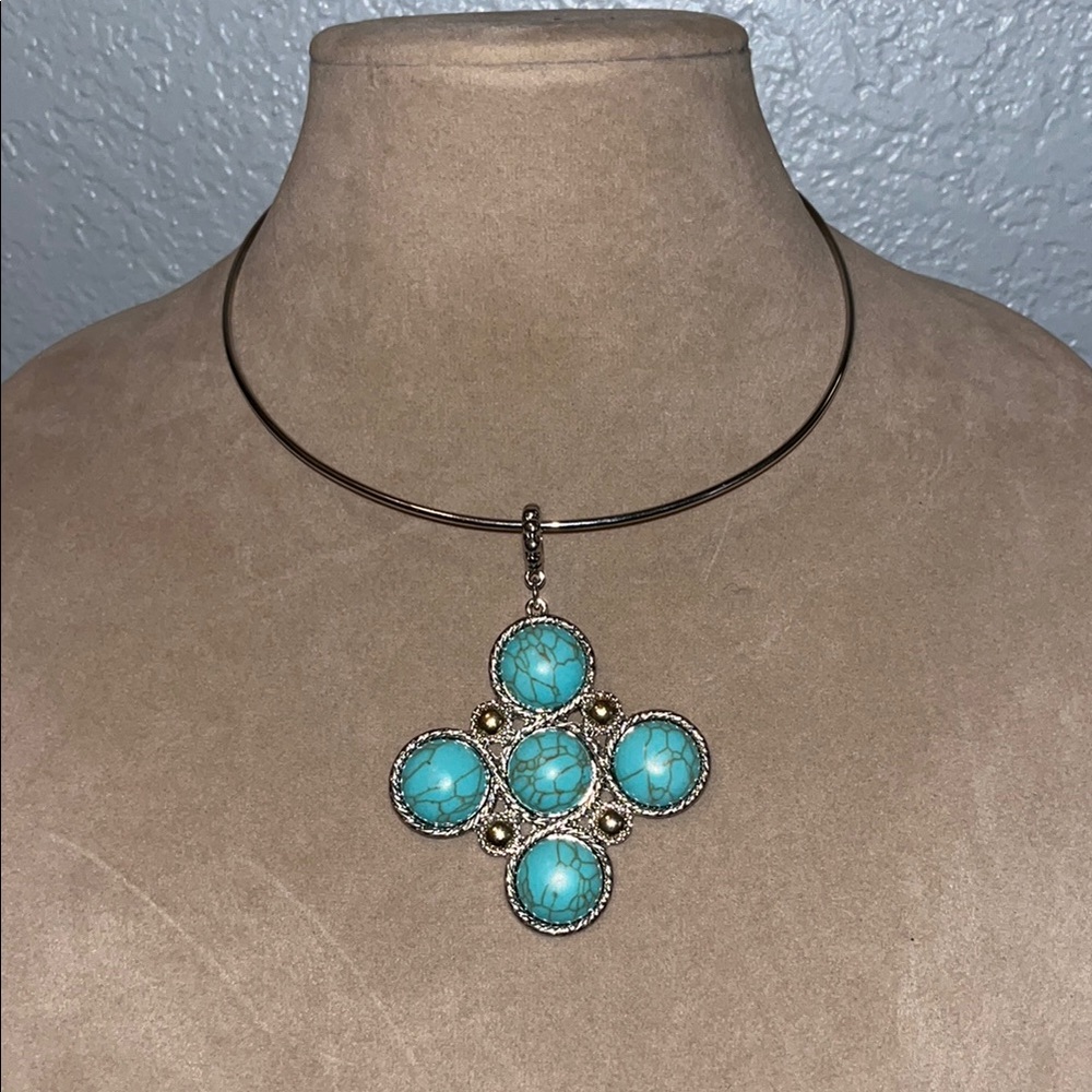 Turquoise Pendant Necklace